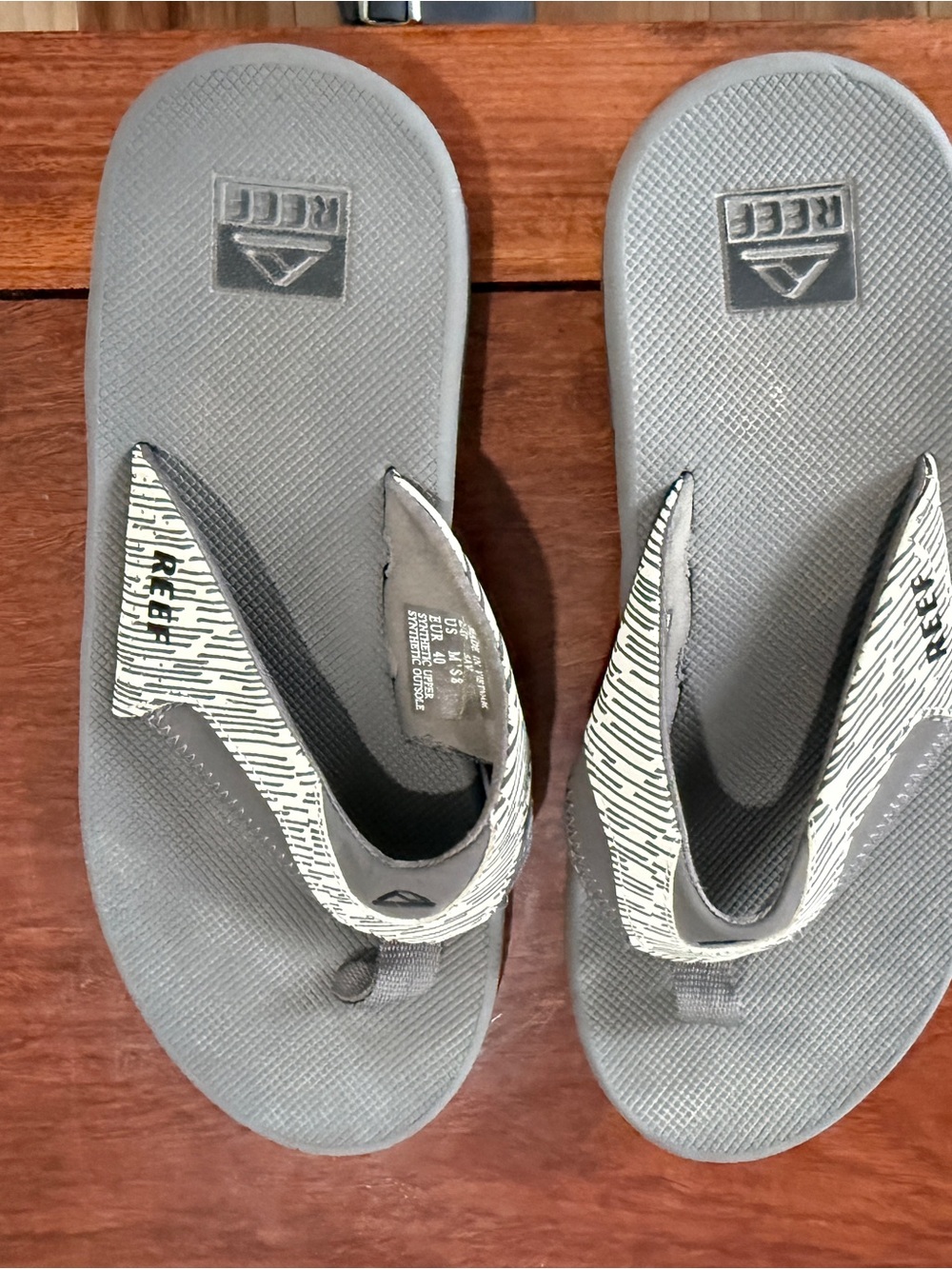 Reef Gray and White Patterned Thong Sandals